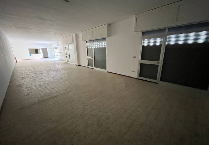 Erhvervsejendom i Vasto, Chieti, Vasto - € 205.000 | Ref: 4245 - foto 1