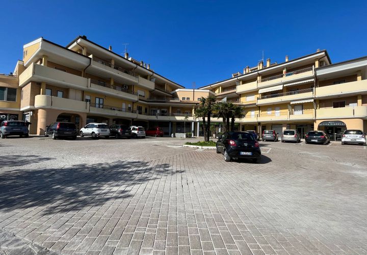 Erhvervsejendom i Vasto, Chieti, Vasto - € 310.000 | Ref: 3185 - foto 1