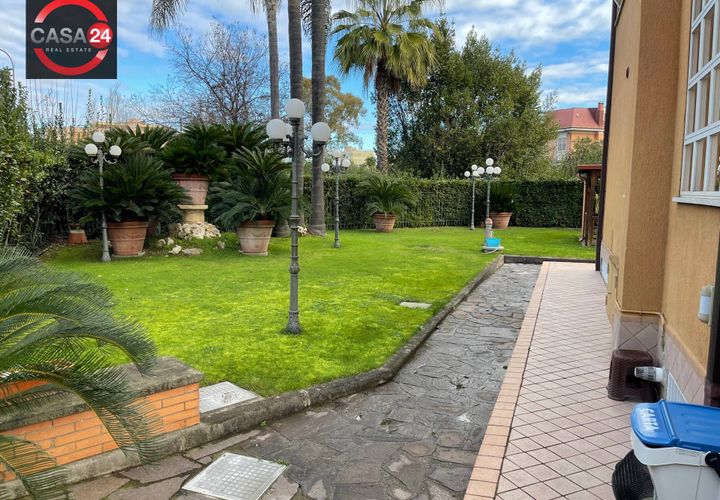 Villa i Latina, Latina, Latina - € 560.000 | Ref: 2984 - foto 1