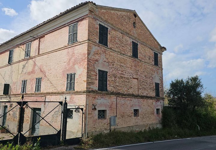 Landejendom i Belvedere Ostrense, Ancona, Belvedere Ostrense - € 88.000 | Ref: 25_no02 - foto 1