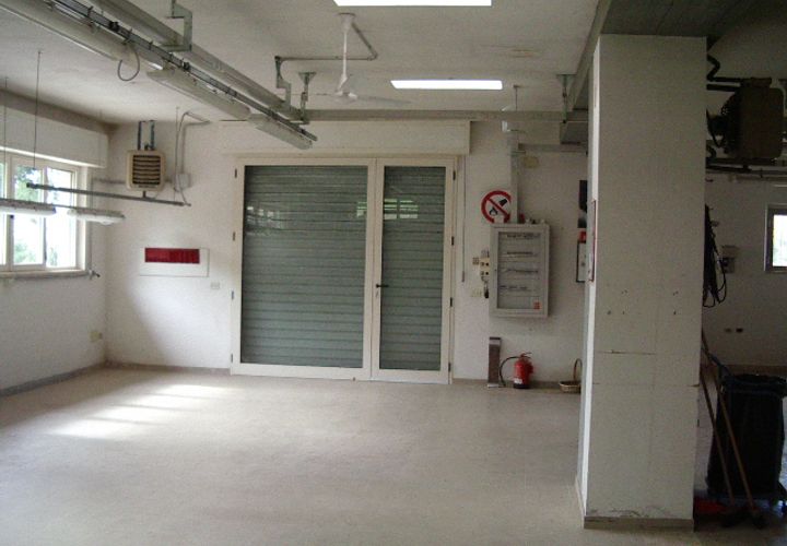 Erhvervsejendom i Colonnella, Teramo, Colonnella - € 100.000 | Ref: loc44 - foto 1