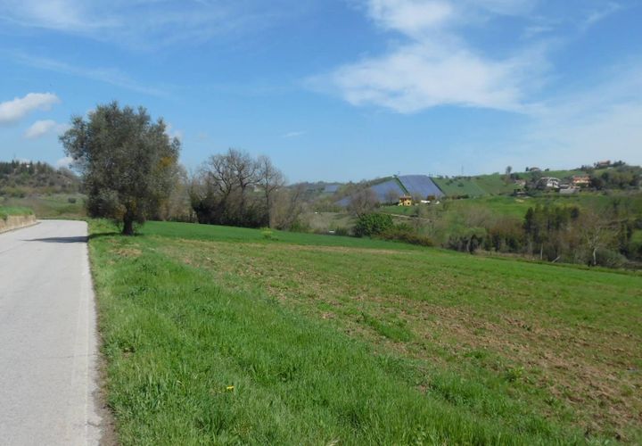Helårsgrund i Spinetoli, Ascoli Piceno, Spinetoli - € 45.000 | Ref: ter40 - foto 1