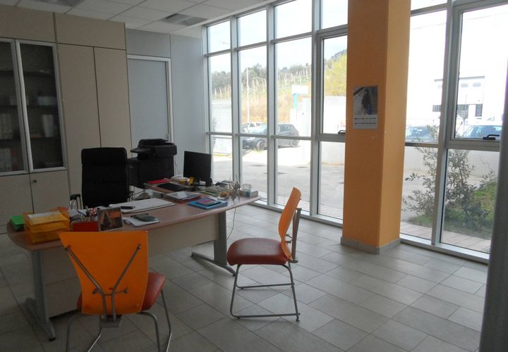 Erhvervsejendom i Grottammare, Ascoli Piceno, Grottammare - € 1.900.000 | Ref: cap120 - foto 1
