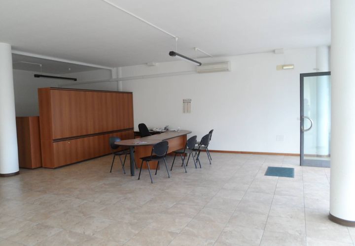 Erhvervsejendom i Monteprandone, Ascoli Piceno, Monteprandone - € 152.000 | Ref: loc151 - foto 1