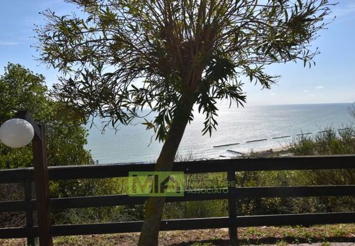 Erhvervsejendom i Pedaso, Fermo, Pedaso - € 1.250.000 | Ref: 114495 - foto 1