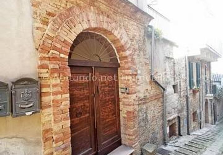 Villa a Penne, Pescara, Penne - € 73.000 | Ref: PNN755 - foto 1