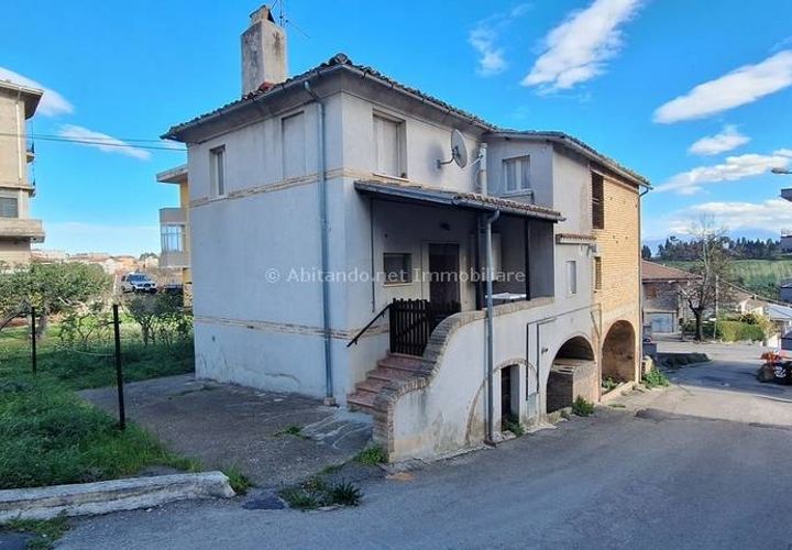 Villa a Penne, Pescara, Penne - € 48.000 | Ref: PNN773 - foto 1