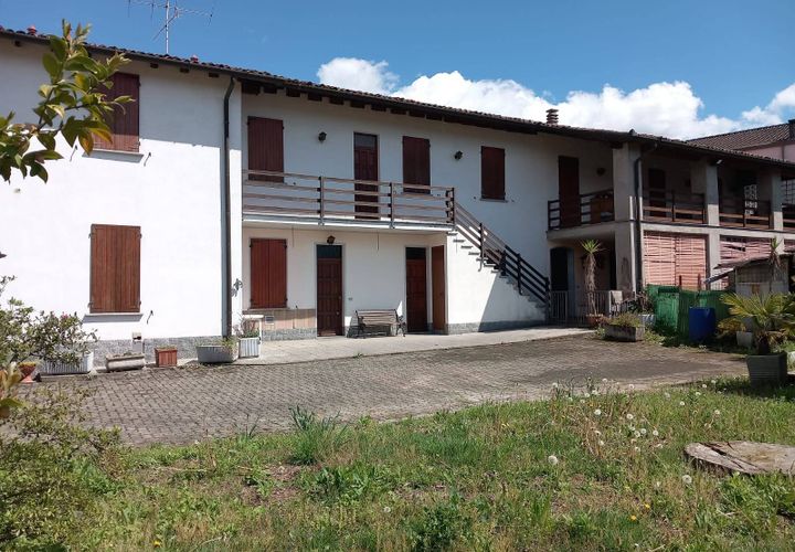 Villa a Cadrezzate con Osmate, Varese, Cadrezzate con Osmate - € 239.000 | Ref: 444I - foto 1