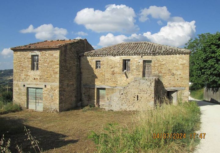 Landejendom i Apiro, Macerata, Apiro - € 35.000 | Ref: CD87 - foto 1