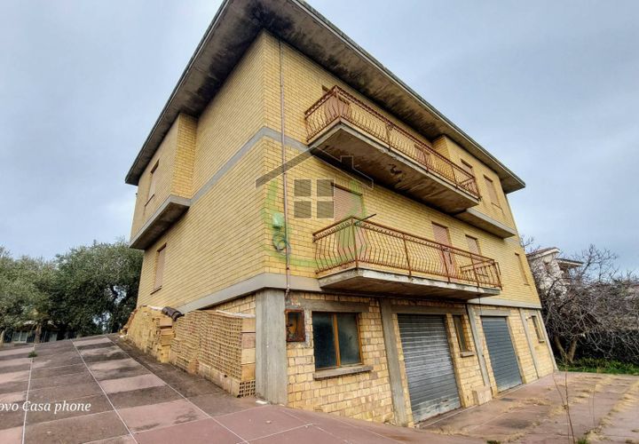 Villa i Castignano, Ascoli Piceno, Castignano - € 168.000 | Ref: 1674 - foto 1