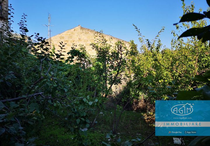 Landejendom i Palermo, Palermo, Palermo - € 145.000 | Ref: 981 - foto 1