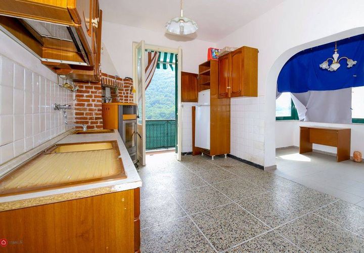 Villa i Chiavari, Genoa, Chiavari - € 225.000 | Ref: 333 - foto 1