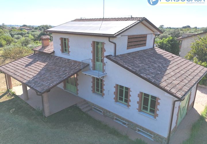 Villa i Pietrasanta, Lucca, Pietrasanta - € 985.000 | Ref: fdm441 - foto 1