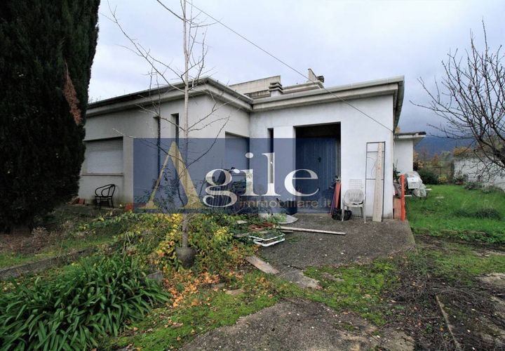 Villa i Folignano, Ascoli Piceno, Folignano - € 300.000 | Ref: 2449 - foto 1