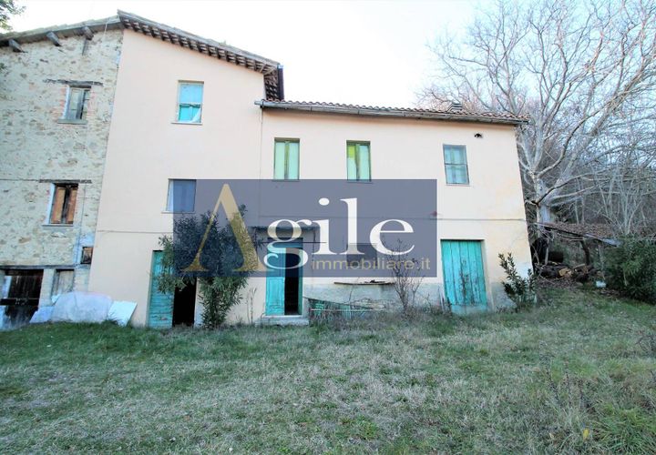 Villa a Venarotta, Ascoli Piceno, Venarotta - € 60.000 | Ref: 2553 - foto 1