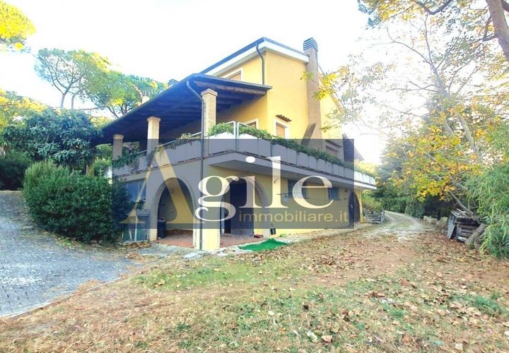 Villa i Colonnella, Teramo, Colonnella - € 440.000 | Ref: 2771 - foto 1