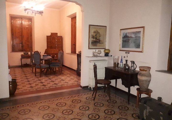 Villa a Lucca, Lucca, Lucca - € 3.000/mes | Ref: 2020LU162 - foto 1