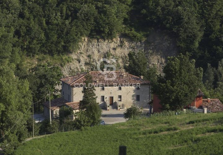 Landejendom i Santa Sofia, Forli-Cesena, Santa Sofia - € 1.900.000 | Ref: CBI132-1802-92 - foto 1