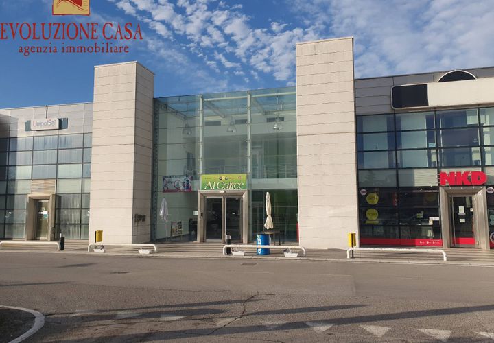 Erhvervsejendom i Gradisca d'Isonzo, Gorizia, Gradisca d'Isonzo - € 127.000 | Ref: 1373 - foto 1