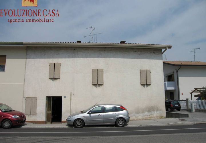Villa a Farra d'Isonzo, Gorizia, Farra d'Isonzo - € 78.000 | Ref: 1408 - foto 1