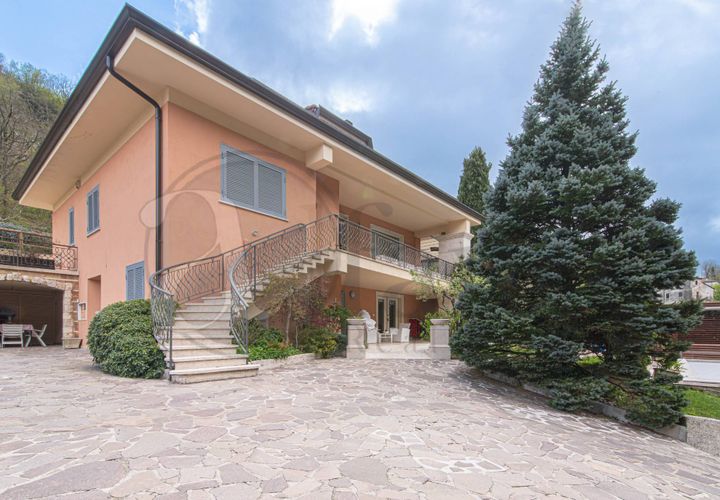 Villa a Atina, Frosinone, Atina - € 620.000 | Ref: AC99-2909 - foto 1