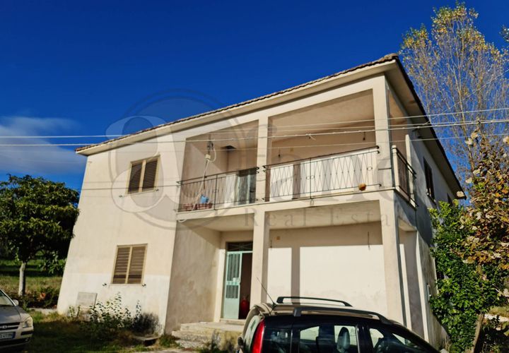 Villa a Santopadre, Frosinone, Santopadre - € 99.000 | Ref: AC99-149-1013 - foto 1