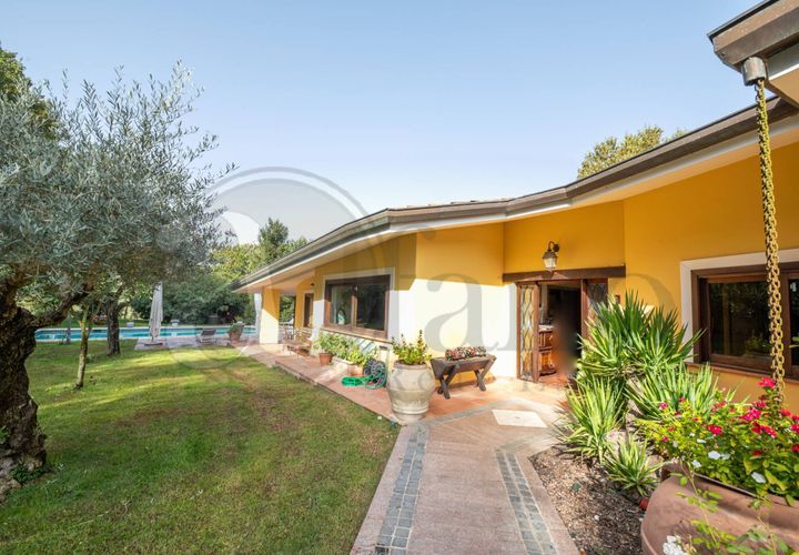 Villa i Pignataro Interamna, Frosinone, Pignataro Interamna - € 500.000 | Ref: AC99-149-1054 - foto 1