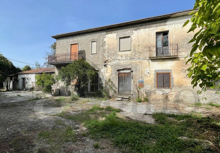 Villa i Roccasecca, Frosinone, Roccasecca - € 90.000 | Ref: AC99-149-1296 - foto 1