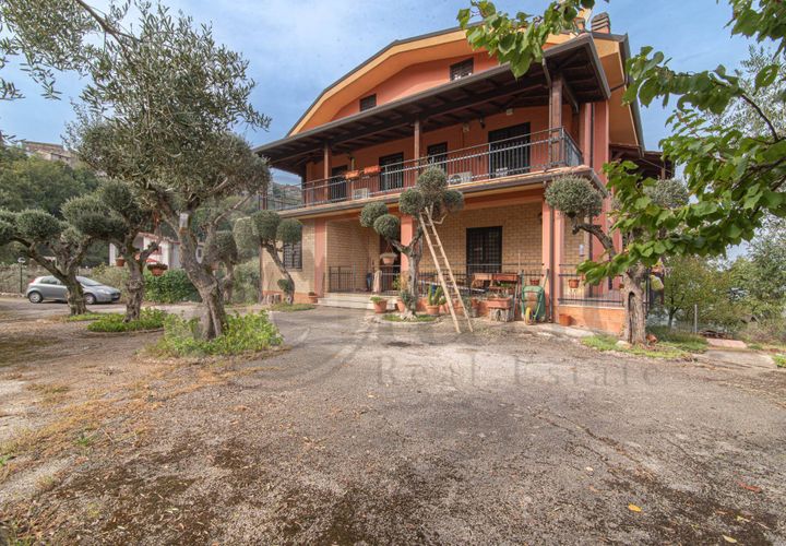 Villa i Falvaterra, Frosinone, Falvaterra - € 340.000 | Ref: AC99-149-1356 - foto 1