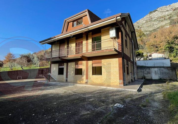 Villa a Roccasecca, Frosinone, Roccasecca - € 133.000 | Ref: AC99-149-1385 - foto 1