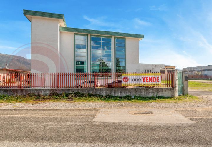 Erhvervsejendom i Sora, Frosinone, Sora - € 400.000 | Ref: AC99-149-1412 - foto 1