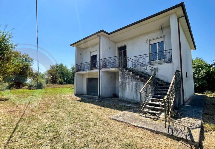 Villa i Ceprano, Frosinone, Ceprano - € 95 000 | Ref: AC99-149-1485 - foto 1