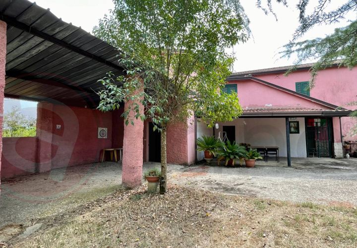 Landejendom i Pontecorvo, Frosinone, Pontecorvo - € 129.000 | Ref: AC99-149-1543 - foto 1