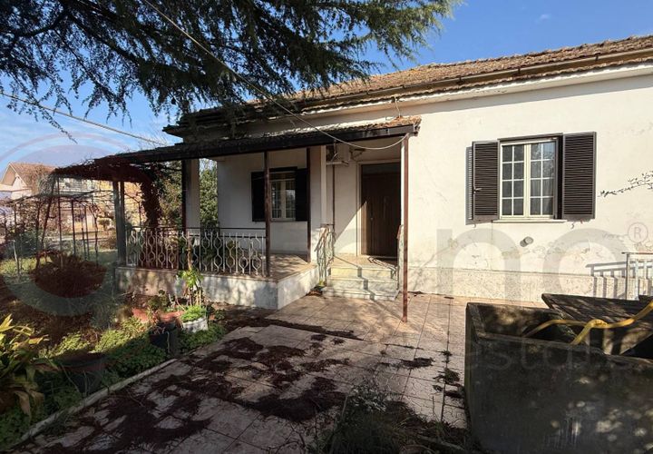 Villa a Roccasecca, Frosinone, Roccasecca - € 83.000 | Ref: AC99-149-1573 - foto 1
