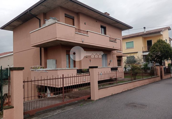 Leilighet i Ghedi, Brescia, Ghedi - € 135 000 | Ref: 6415062020-947 - foto 1