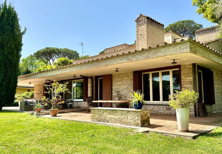 Villa i Rome, Rome, Rome - € 1.390.000 | Ref: CBI075-689-129787 - foto 1