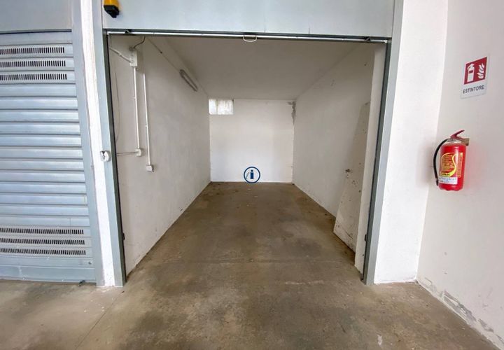Parkeringsplads i Caserta, Caserta, Caserta - € 25.000 | Ref: BV3 - foto 1