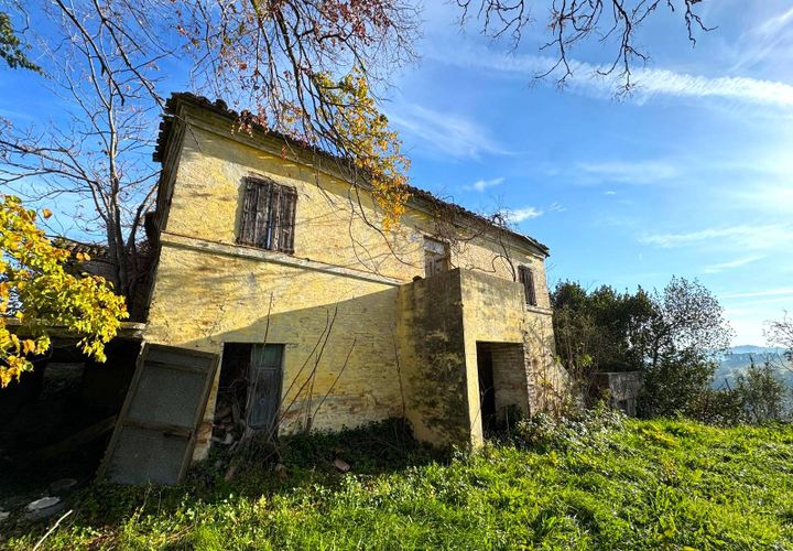Landejendom i Montegranaro, Fermo, Montegranaro - € 150.000 | Ref: VV289 - foto 1