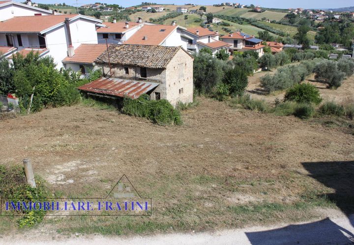 Tomt i Ancarano, Teramo, Ancarano - € 38 000 | Ref: EG0788 - foto 1