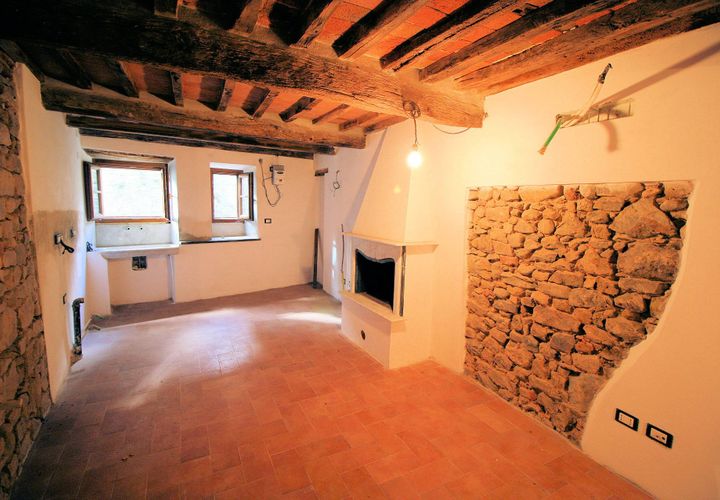 Villa a Massa E Cozzile, Pistoia, Massa E Cozzile - € 129.000 | Ref: 788 - foto 1