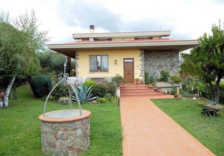 Villa a Loro Ciuffenna, Arezzo, Loro Ciuffenna - € 750.000 | Ref: 959 - foto 1