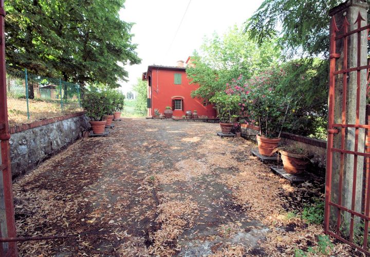 Landejendom i Quarrata, Pistoia, Quarrata - € 390.000 | Ref: 1447 - foto 1