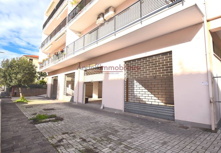 Erhvervsejendom i Itri, Latina, Itri - € 350.000 | Ref: G275 - foto 1