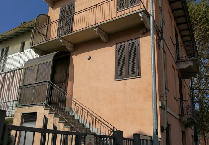 Villa a Asti, Asti, Asti - € 163.000 | Ref: 14354 - foto 1