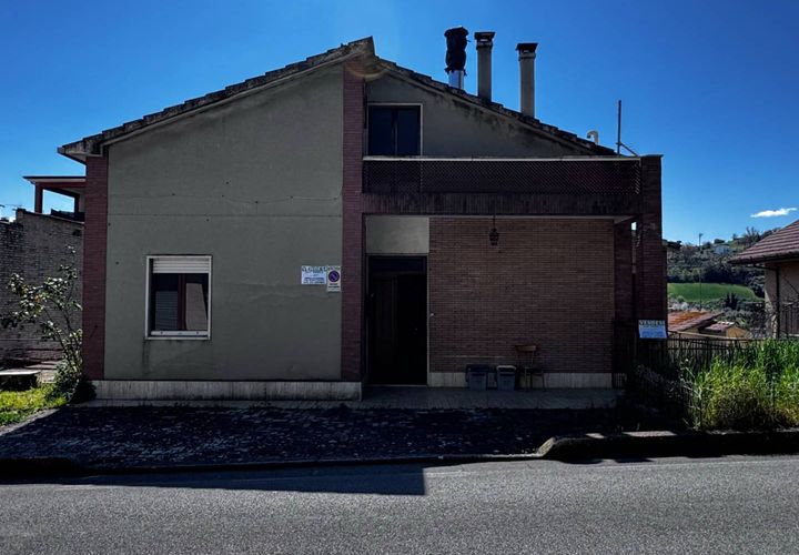 Villa a Montottone, Fermo, Montottone - € 48.000 | Ref: MG2280 - foto 1