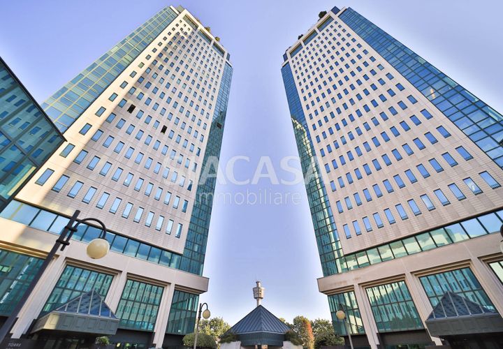 L'establiment comercial a Vimercate, Monza and Brianza, Vimercate - € 2.750/mes | Ref: UFF.VIMERCATE-TS2750A - foto 1