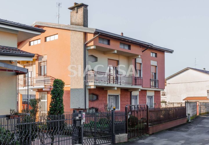 Villa a Mezzago, Monza and Brianza, Mezzago - € 420.000 | Ref: VILLA.MEZZAGO-TD420V - foto 1