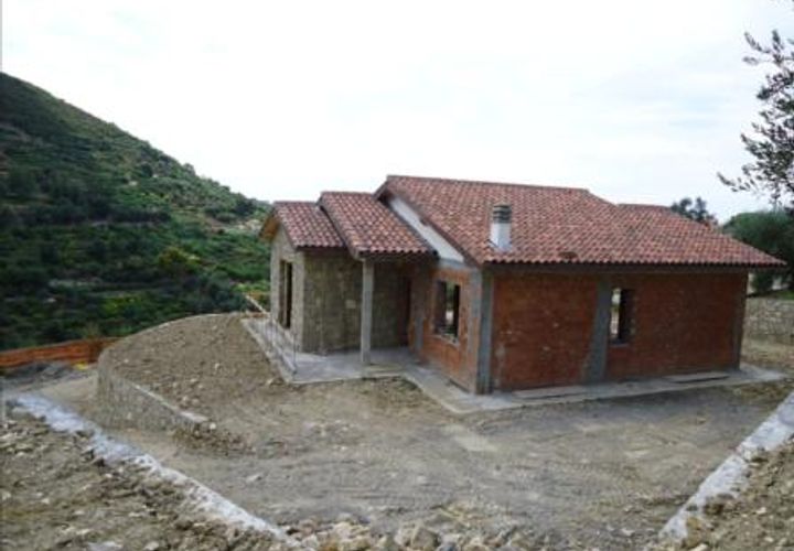 Villa i Bordighera, Imperia, Bordighera - € 350.000 | Ref: 951 - foto 1