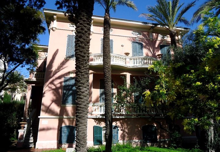 Villa i Bordighera, Imperia, Bordighera - € 1.500.000 | Ref: V2680 - foto 1