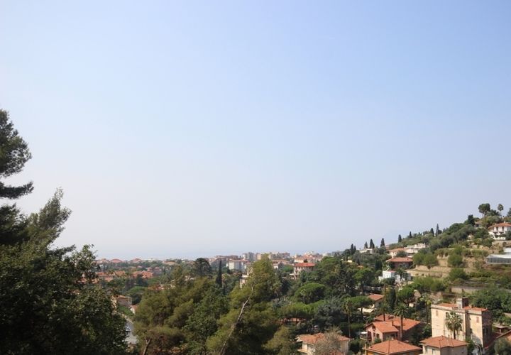 Villa i Bordighera, Imperia, Bordighera - € 450.000 | Ref: V2724 - foto 1